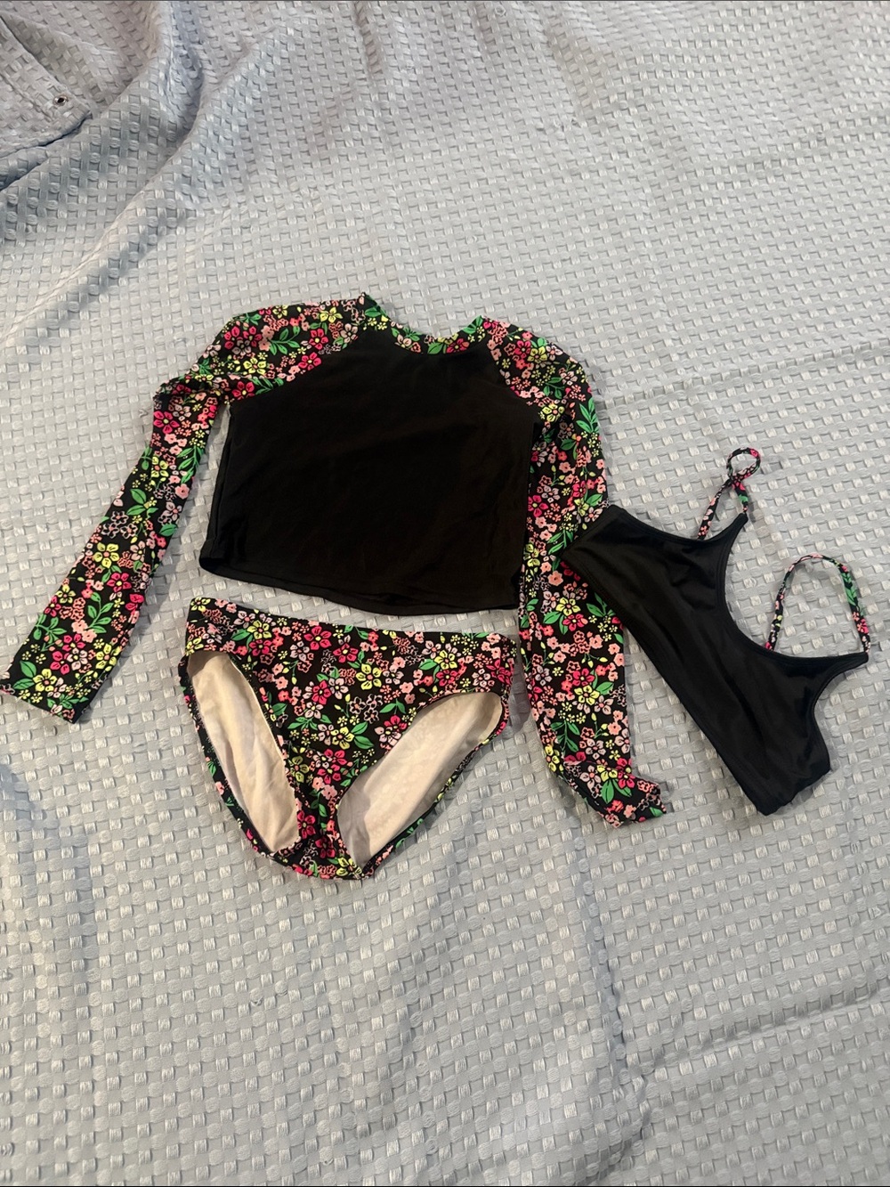 Girls Black Floral Long-Sleeve Rash Guard Swim Set